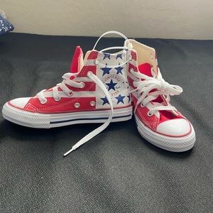 ***NWT American Flag 🇺🇸 Converse Children’s sz 11***